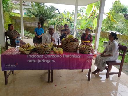 Upacara Pengulap Ambe Plavon Gedung Posyandu Banjar Dinas Taman Sari Desa Banyuseri